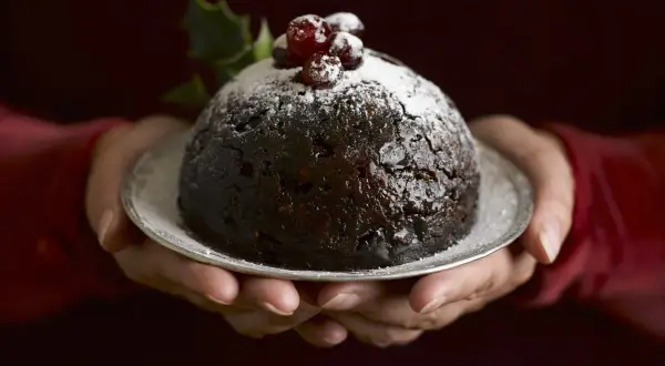 Co to jest pudding? Definicja, rodzaje i proste przepisy na pyszny deser
