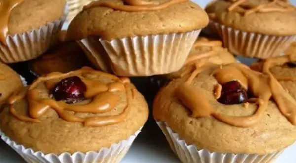 Dlaczego muffinki opadają? Oto najczęstsze przyczyny i rozwiązania
