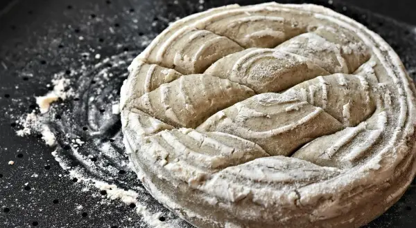 Ile zakwasu na 500g mąki? Odkryj idealne proporcje dla smaku