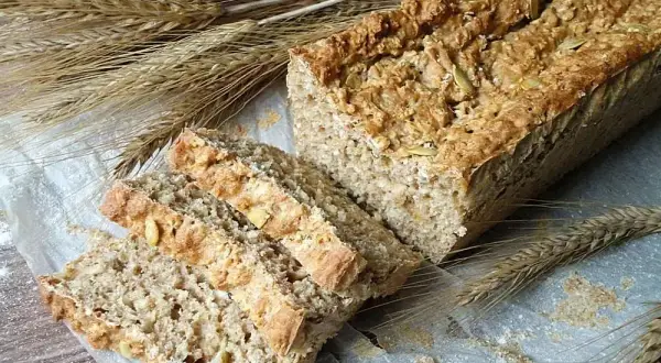 Czy można piec chleb w foremce aluminiowej? Odkryj zalety i wady