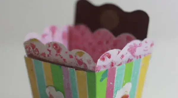 Jak łatwo zrobić pudełko na muffinki – prosty poradnik krok po kroku